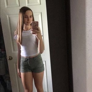 Meet your Posher, Brook